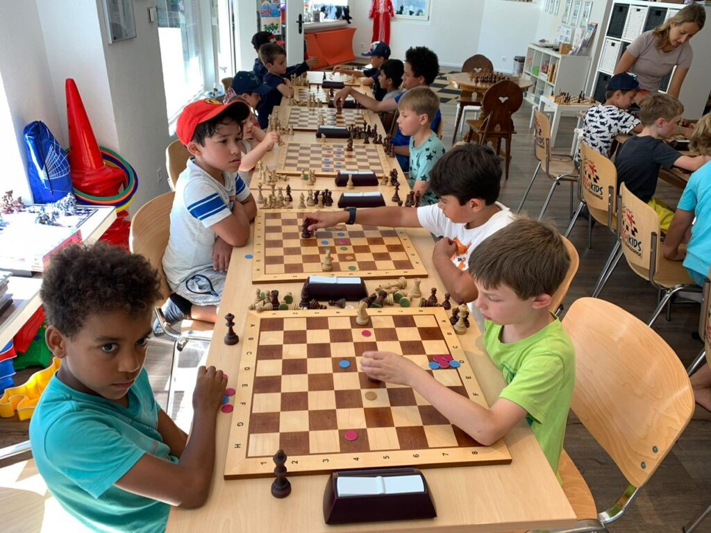 Online chess courses for children at Chess4Kids